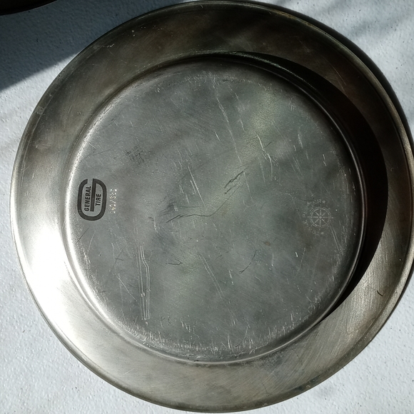 General Tire silver decorative car plate 1982 vintage antique - Picture 2 of 4